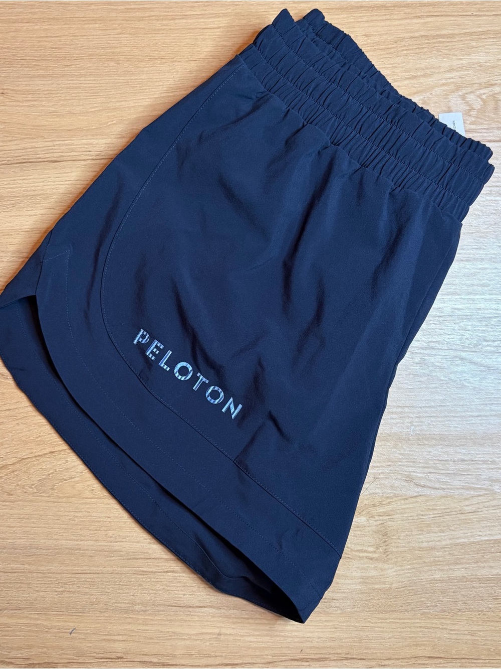 Peloton Women’s Navy Athletic Shorts Medium Elastic Waistband - Picture 1 of 6
